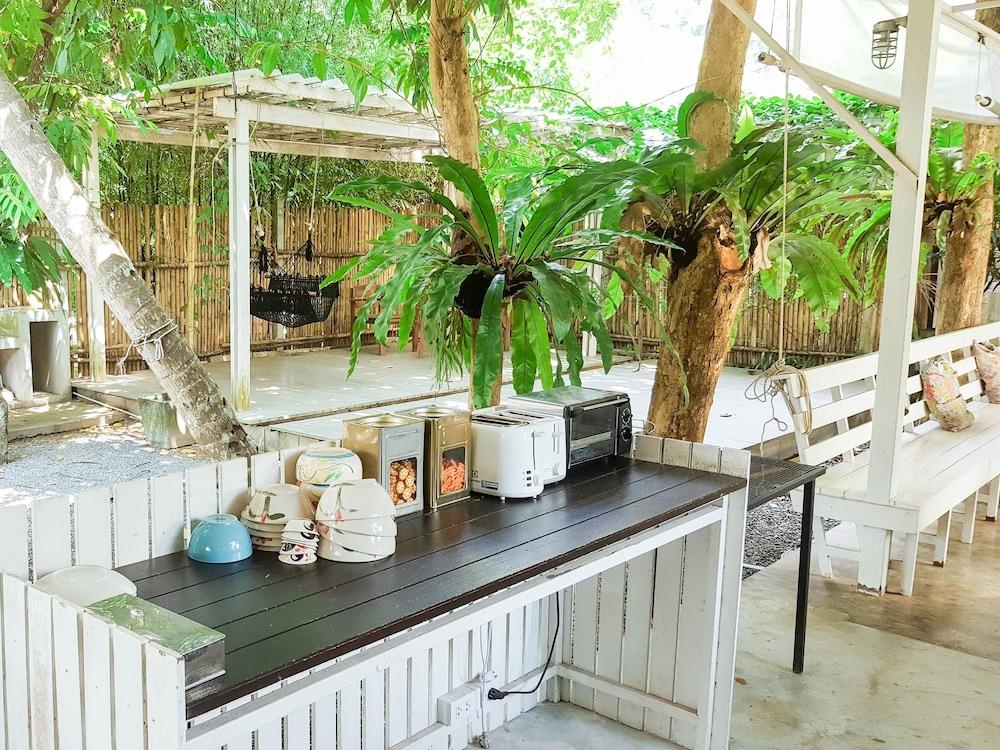 글루 호스텔 Ao Nang 외부 사진
